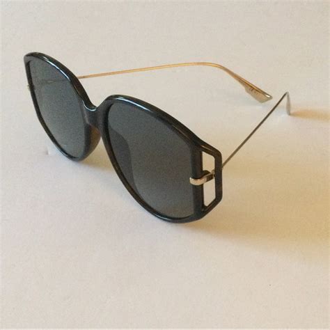 CHRISTIAN DIOR DiorDirection 2 Sunglasses Navy.